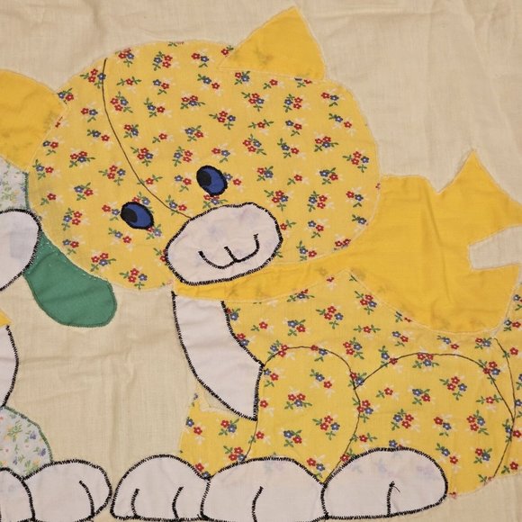 70s Retro Kitschy Dog Cat Yellow Baby Quilt Blanket Bunny Butterfly Ruffle Trim - Picture 8 of 11